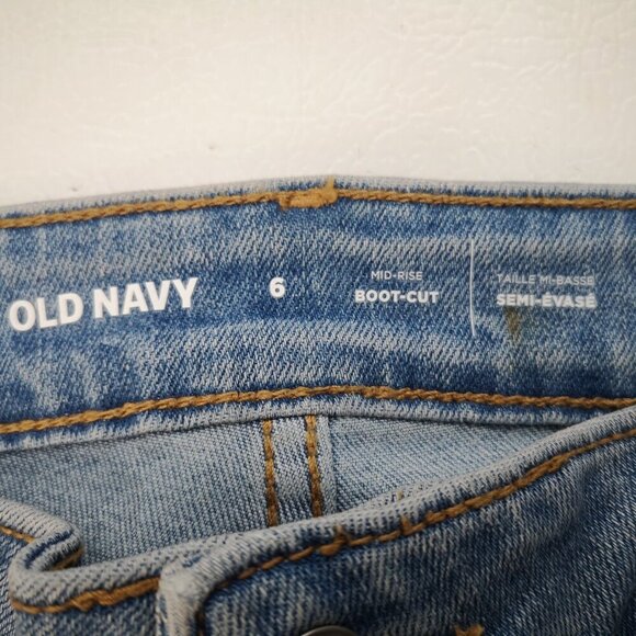 NWT Old Navy Ladies Size 6 Light Wash Mid Rise Bootcut Blue Jeans - Picture 3 of 13